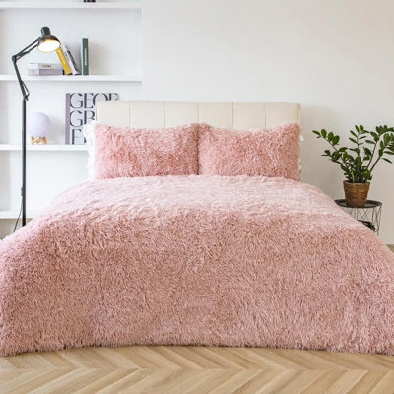 Image of OHS OHS Teddy Duvet Cover Set Bedding Soft Fleece Faux Fur Shaggy in Light Pink Size: Double Light Pink Double Unisex 5027434171811