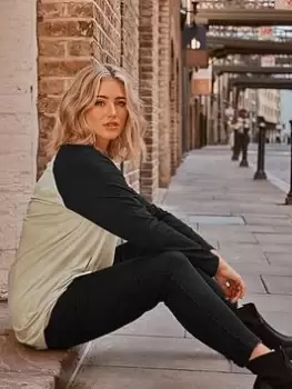 Image of Yours Ls Raglan Tee Contrast.oatmeal Acid/black, Natural, Size 16, Women