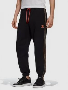 Image of Adidas Originals Camo Sweatpant - Black