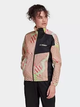 Image of adidas Terrex Trail Running Printed Wind Jacket, Green Size XS Women