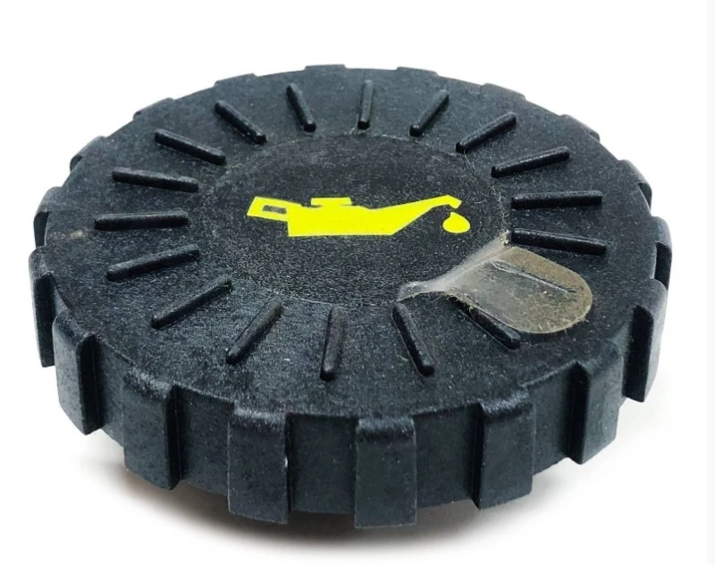 Image of IVECO 504262827 Cap, oil filler Cap,oil filler (597)