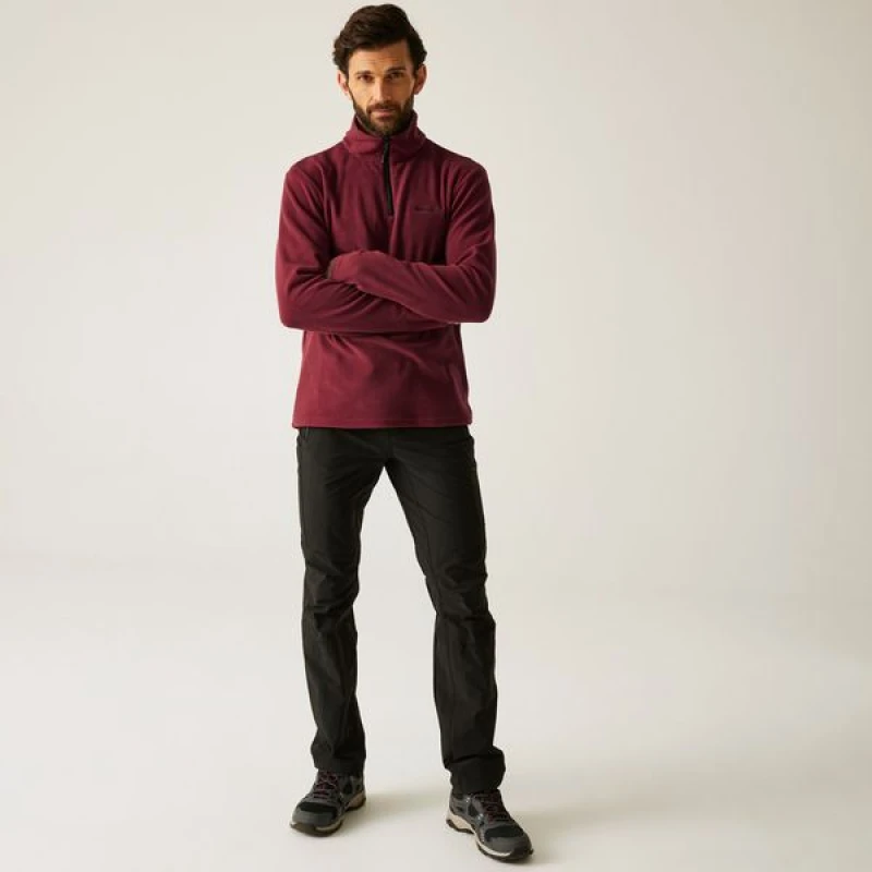Image of Regatta Mens Thompson Lightweight Half Zip Fleece in Maroon Size: Medium Maroon Male M