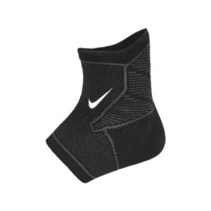 Image of L Nike Pro Knit Ankle Sleeve Black White