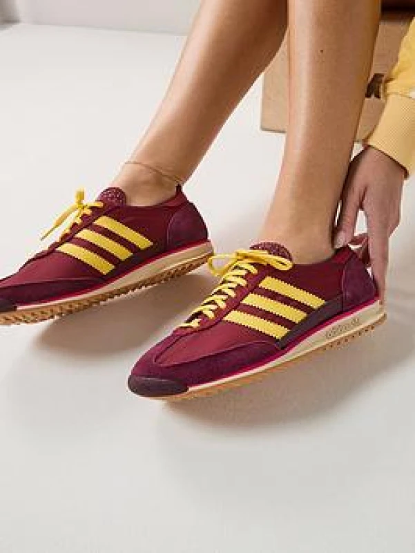 Image of adidas Originals Sl72 Shoes Noble Maroon female 4 (36.7)