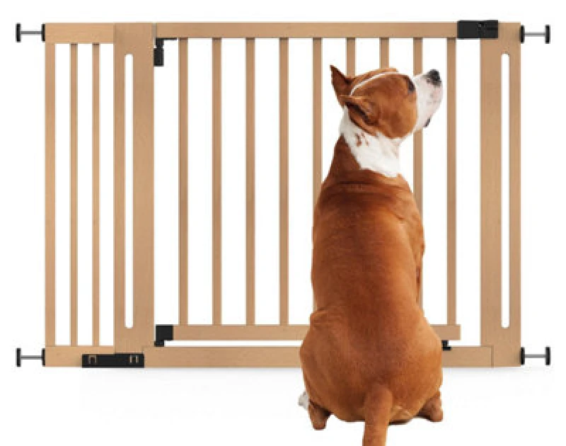 Image of Bettacare Wooden Elegance Dog Gate, Natural, 115Cm - 123Cm, Pressure Fit Pet Gate, 73Cm Extra Wide Doorway, Easy Installation