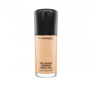 Image of MAC PRO LONGWEAR FOUNDATION Nc15