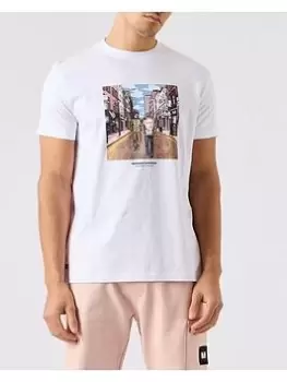 Image of Weekend Offender Berwick Graphic T-Shirt - White, Size S, Men