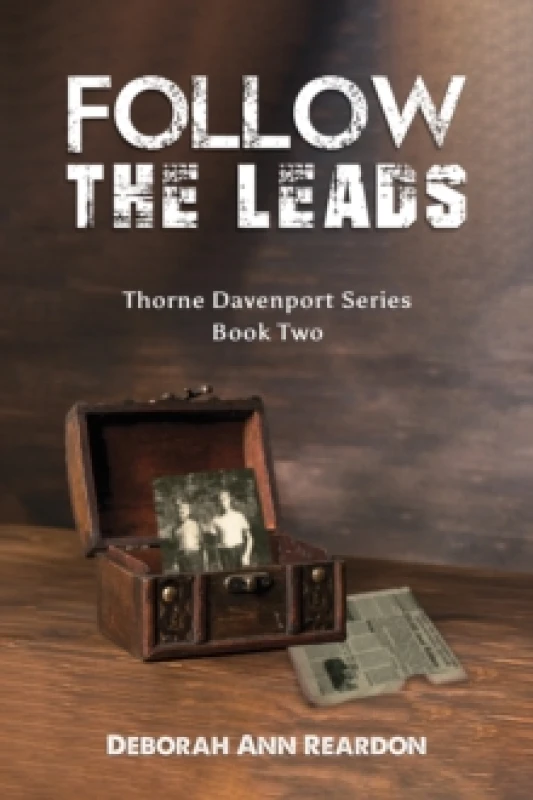 Image of Follow the Leads : Thorne Davenport Series Book Two Paperback / softback