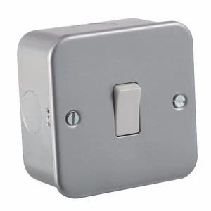 Image of KnightsBridge 10A 1G 2 Way 230V Metal Clad Wall Switch Plate