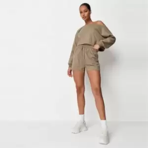 Image of Missguided Cropped Sweatshirt and Runner Shorts Co Ord Set - Green