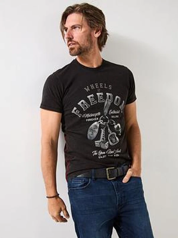 Image of Joe Browns Joe Browns Men Motorcycle Lifestyle Graphic T-Shirt in Black Size: 2X-large Black XXL Male 5059953332244