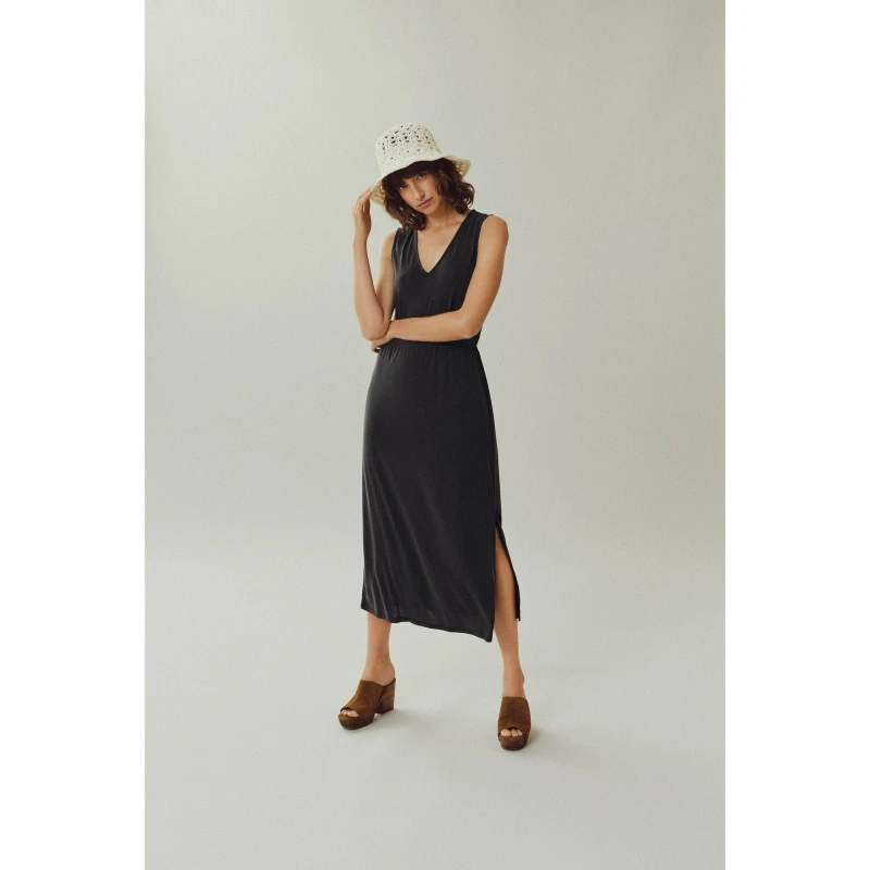 Image of Vila Modola Midi Dress - Black 8