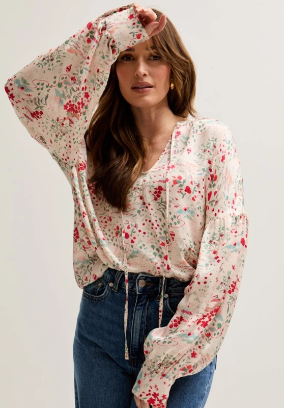 Image of Lily and Lionel Womens Rosetti Billowy Sleeves Wishing Well Print Blouse In Multi Size: 10 Multicolor Female 10
