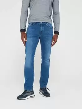 Image of BOSS Maine3 Regular Fit Jean, Mid Wash, Size 32, Inside Leg Regular, Men