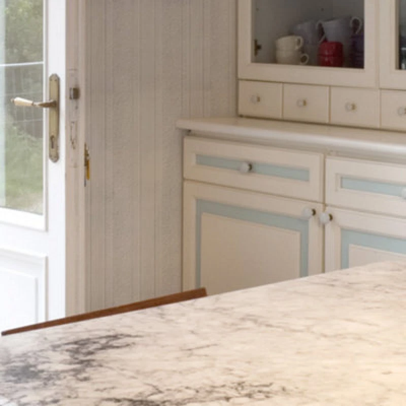 Image of Anaglypta Luxury Textured Vinyl Blarney Marble Stripe Rd80011