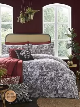 Image of Laurence Llewelyn-Bowen Heart Of The Home Duvet Set - Sk