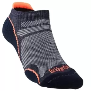 Image of Bridgedale HIKE Ultralight T2 Merino Performance Low Womens - Medium Navy / Candy