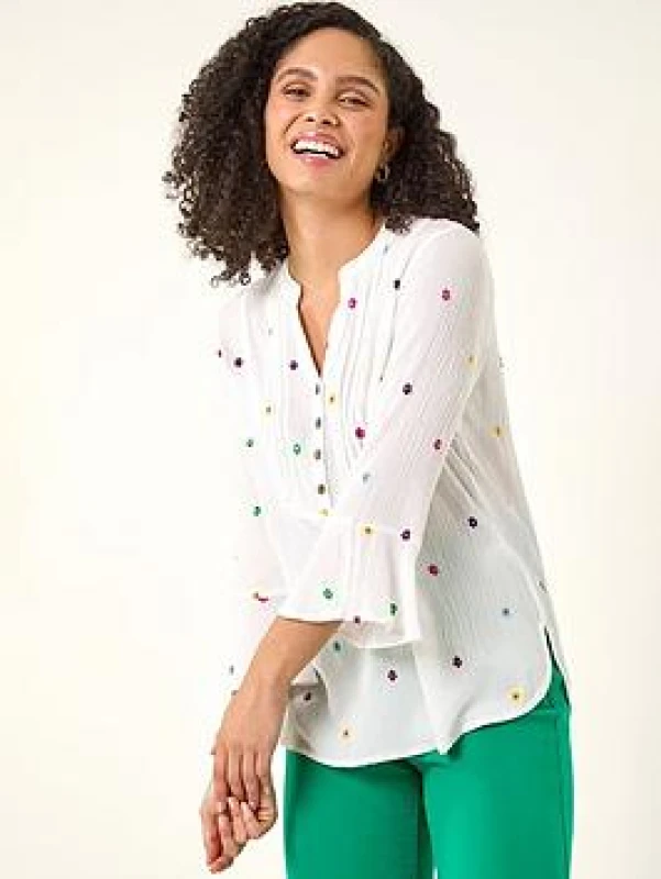 Image of Roman Womens Floral Embroidered Buttoned Top in Ivory Size: 18 Ivory Female 18