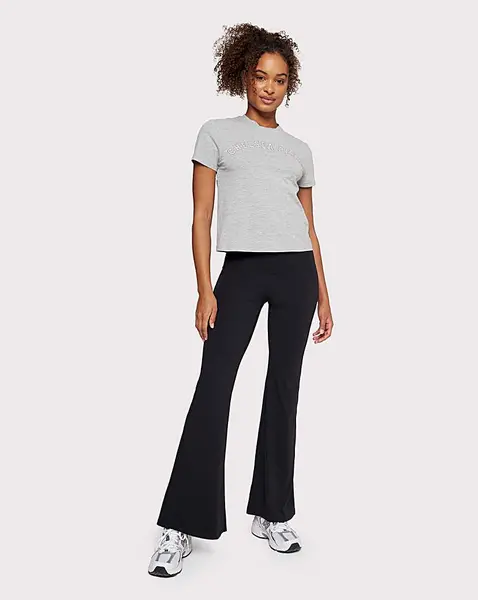 Image of Chelsea Peers Chelsea Peers Flared Leggings Black Female 12 HW07502