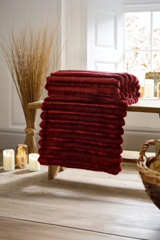 Image of Deyongs Deyongs Alnwick Supersoft Plush Cosy Autumn Ribbed Throw - 140x180cm in Burgundy Size: 140cm x 180cm Burgundy 140cm x 180cm Unisex 505499014