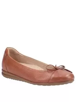 Image of Hush Puppies Jolene Ballerina - Tan, Size 7, Women