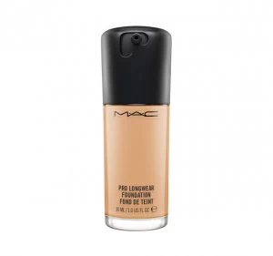 Image of MAC PRO LONGWEAR FOUNDATION Nc37