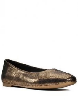 Image of Clarks Chia Violet Ballerina - Bronze Metallic, Bronze Metallic, Size 6, Women