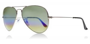 Image of Ray-Ban RB3025 Sunglasses Metallic Light Bronze 9020/C4 58mm