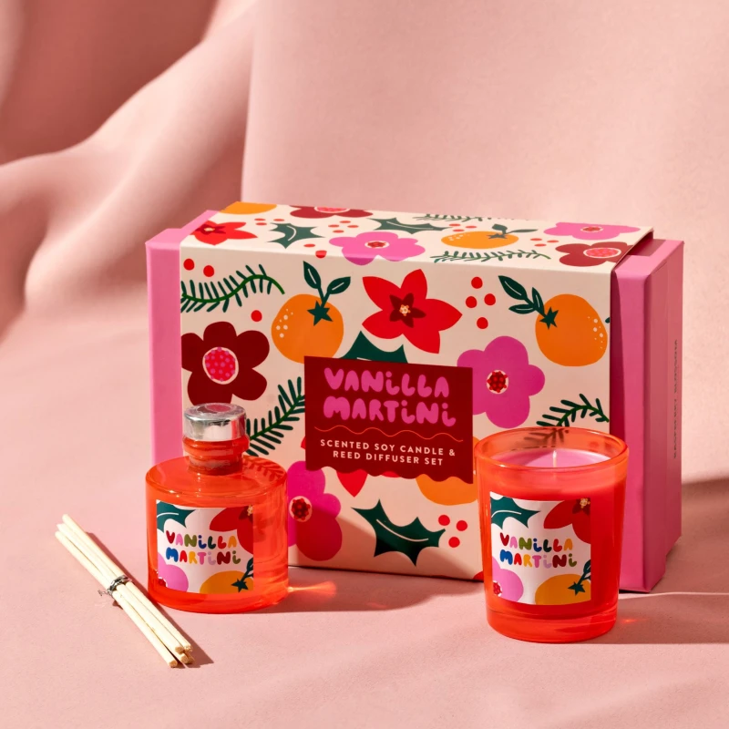 Image of Raspberry Blossom Raspberry Blossom Candle And Reeds Diffuser-Cognac & Vanilla