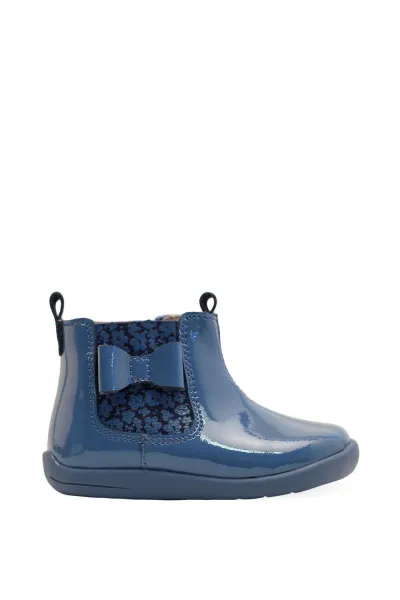 Image of 'Wonderland' First Boots