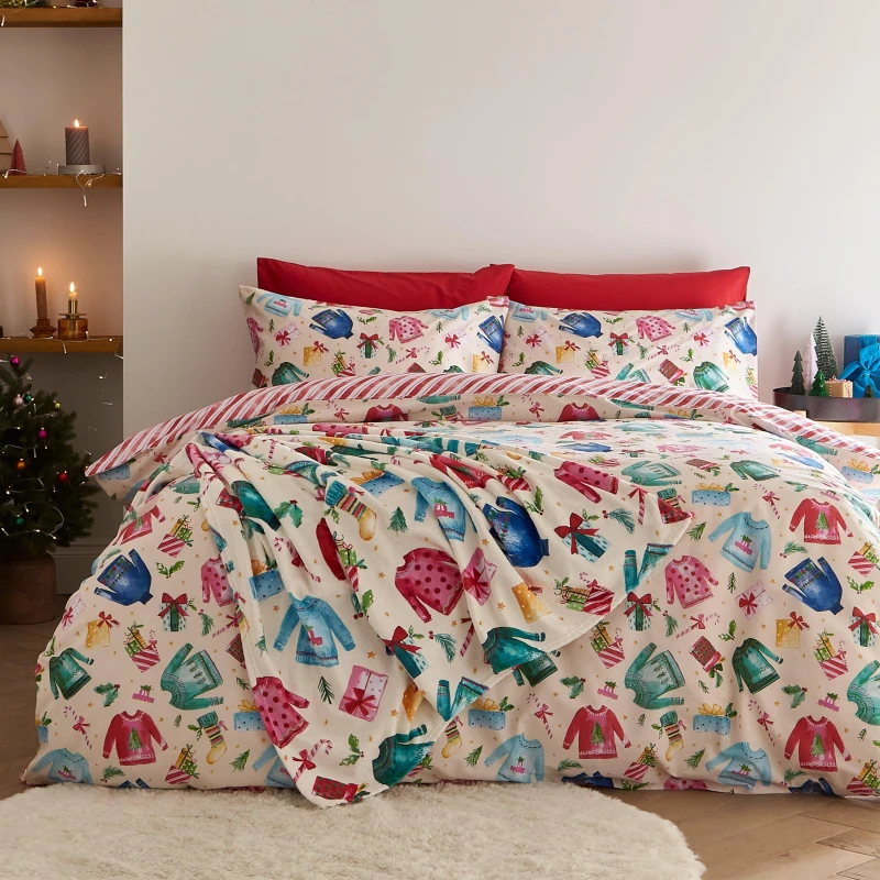 Image of Catherine Lansfield Catherine Lansfield Christmas Jumpers Bedding Set - Single