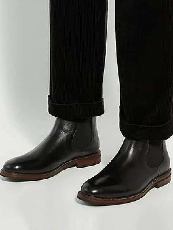 Image of Dune London Dune London Men 'Maisen' Leather Chelsea Boots in Black Size: 7 Black 7 Male 5050808716110