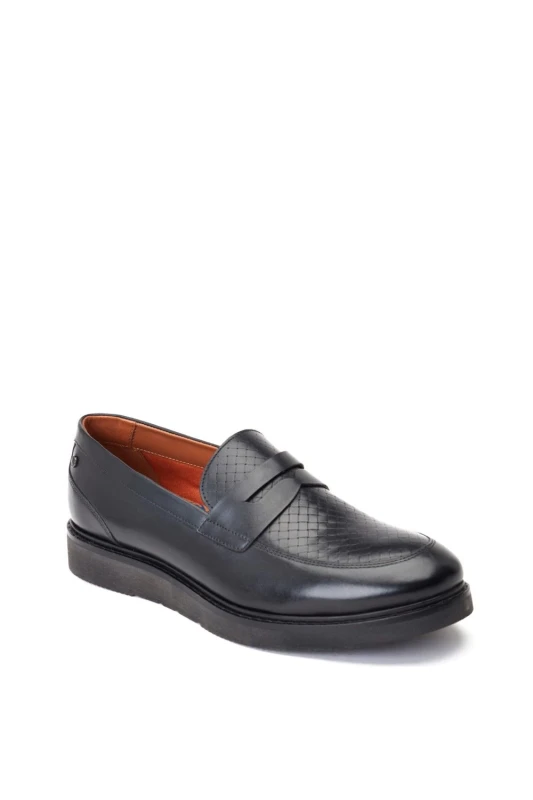 Image of Base London Base London Men Sid Penny Loafer in Black Size: 9 Black 9 Male 5038538362715