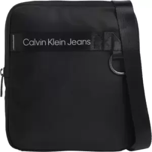 Image of Calvin Klein Jeans Ultralight REPORTER18 Nylon - Black