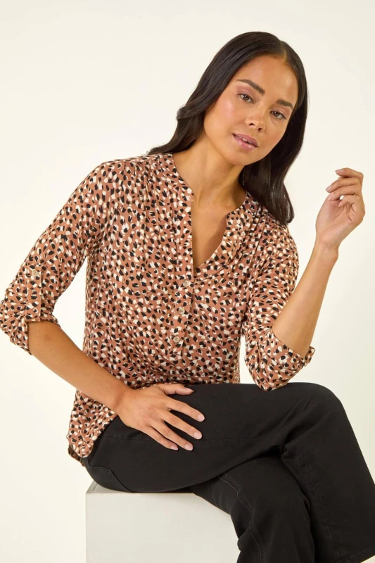 Image of Roman Womens Petite Animal Print Button Stretch Shirt in Stone Size: 14 Stone Female 14