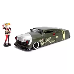 Image of Jada Toys DC Comics Bombshells 1:24 Scale Die Cast Vehicle - Harley Quinn & 1951 Mercury
