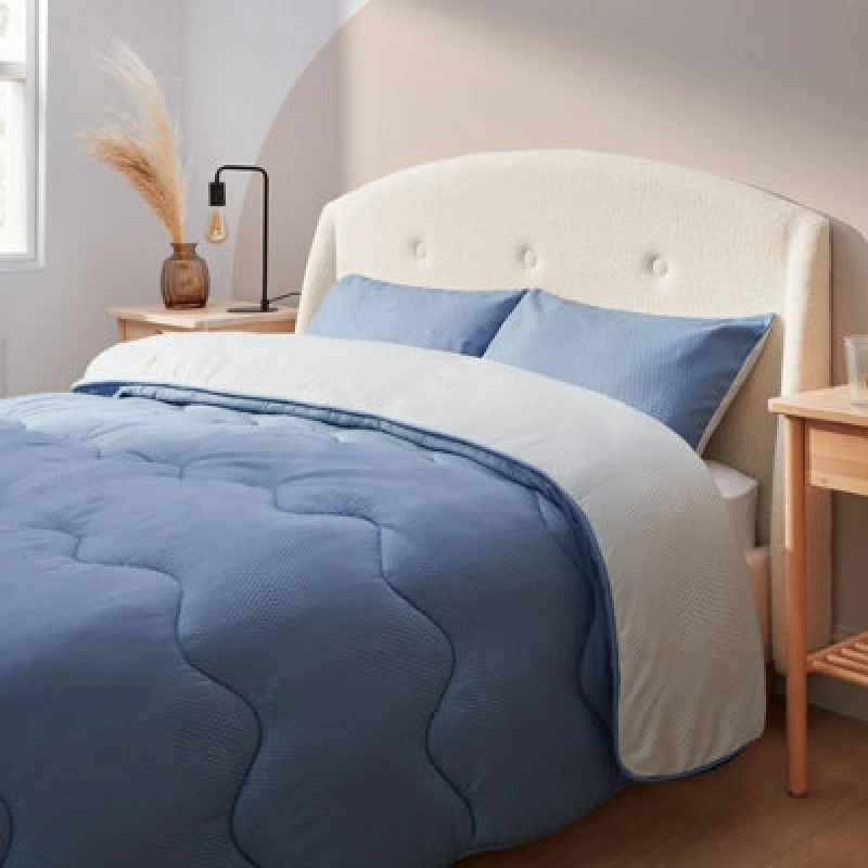 Image of Seersucker Coverless 10.5 Tog Duvet and Pillowcase Set