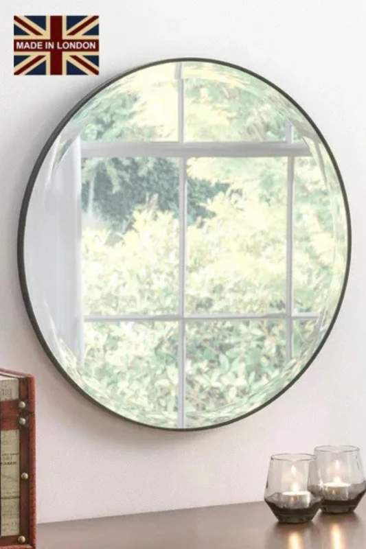 Image of Yearn Mirrors Yearn Mirrors Minimal round Bevelled Mirror Black 46cm Black One Size Unisex 0716053067647