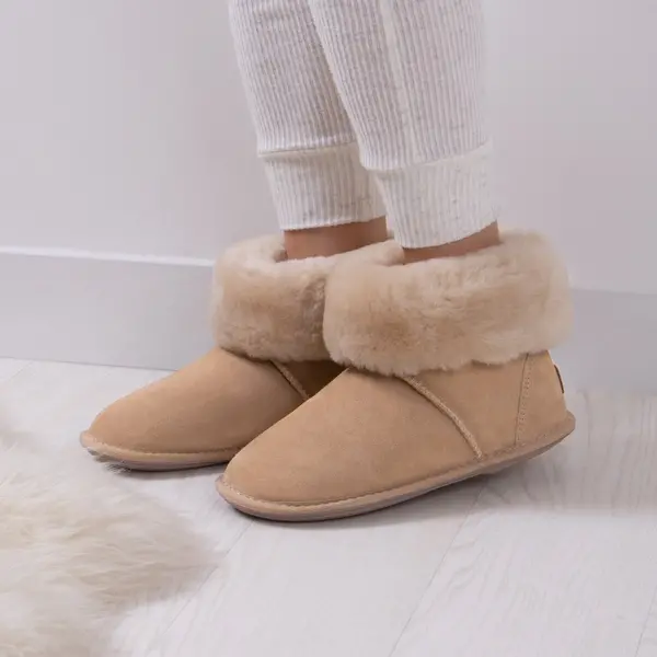 Image of Just Sheepskin Albery Sheepskin Slippers Caramel