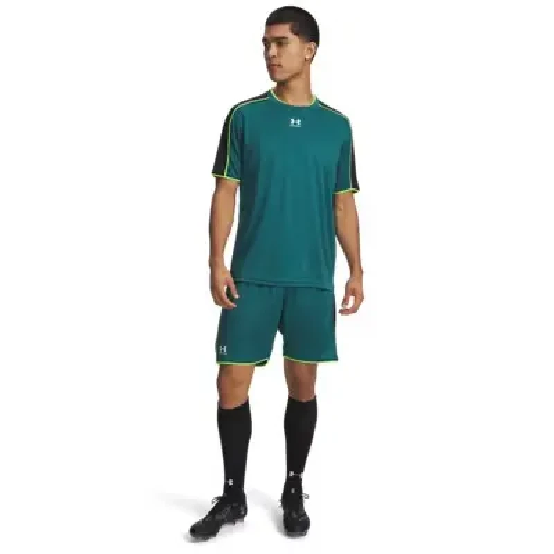 Image of Short Under Armour Challenger Vert Unisex S