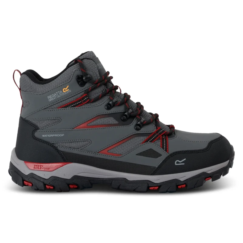 Image of Hiking shoes Regatta Holcombe III Rouge Male 41