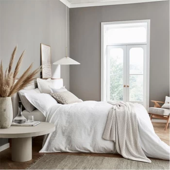 Image of Bedeck of Belfast Kali Cotton Duvet Cover - White