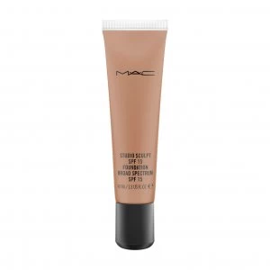 Image of MAC Studio Sculpt Foundation Nc50