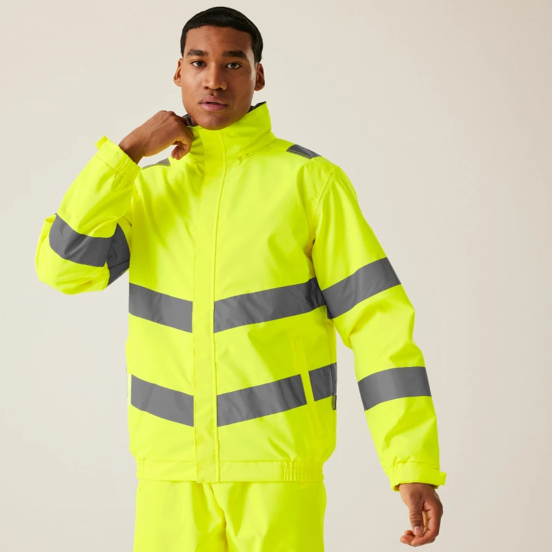 Image of Regatta Regatta Men Hi-Vis Pro Contract Dover Jacket in Yellow Size: Medium Yellow M Male 5063019901084