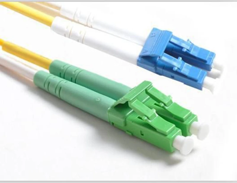 Image of Microconnect FIB447001 InfiniBand/fibre optic cable 1m Yellow