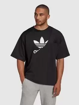 Image of adidas Originals Half Trefoil T-Shirt - Black, Size S, Men