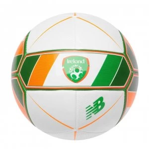 Image of New Balance Ireland Flag Football - White/Green