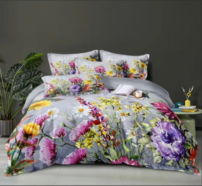 Image of Ezysleep Ezysleep Meadow Floral Printed Duvet Set Size: Double Multi Double Unisex 0721545366283
