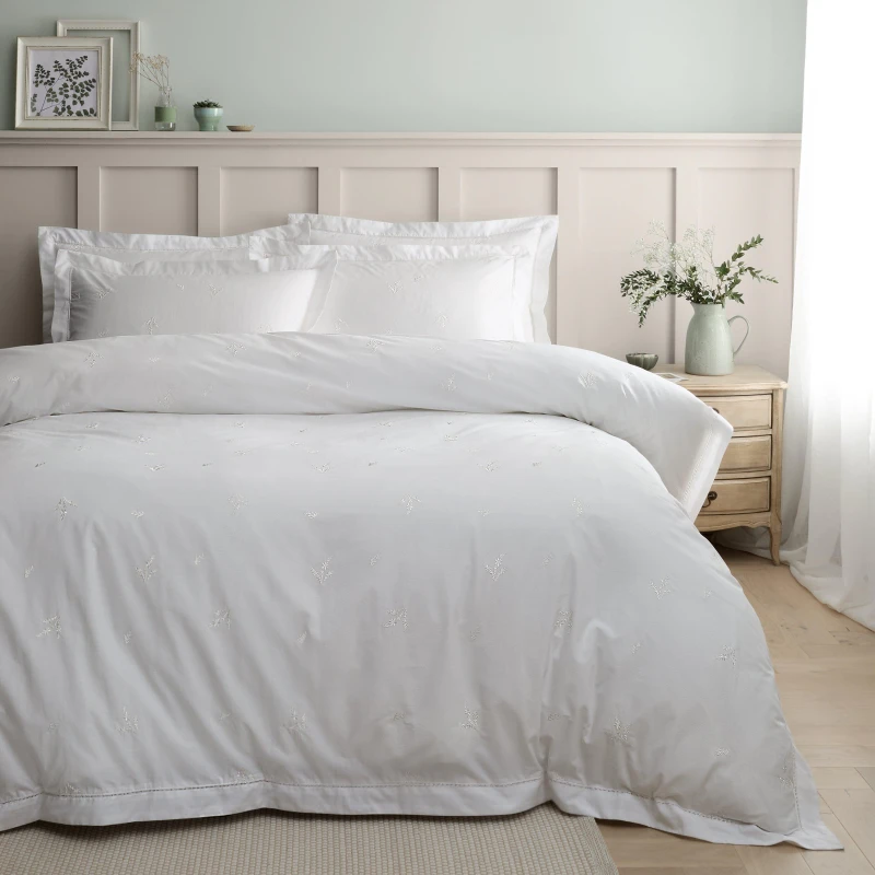 Image of Bianca Lottie Floral Embroidery Duvet Cover Set Duvet Cover Sets Single White 40288501010