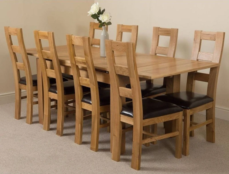 Image of Thats Furniture Richmond 140-220cm Oak Extending Dining Table & 8 Yale Chairs in Brown Brown Unisex